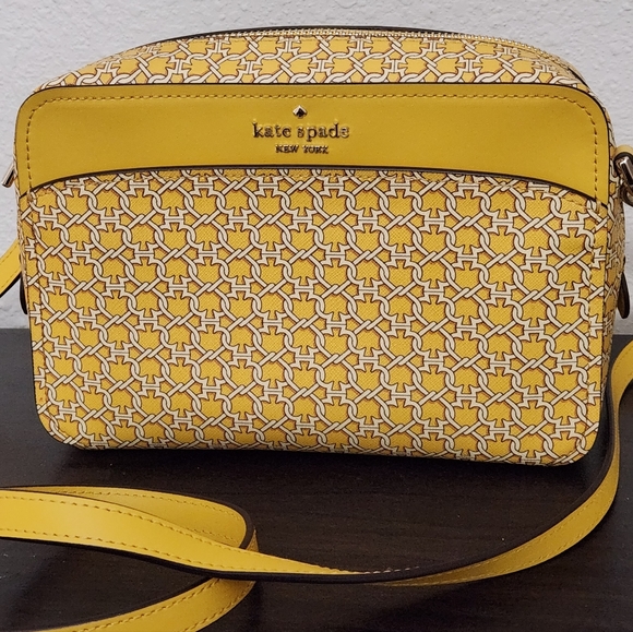Kate Spade Crossbody - Picture 5 of 9